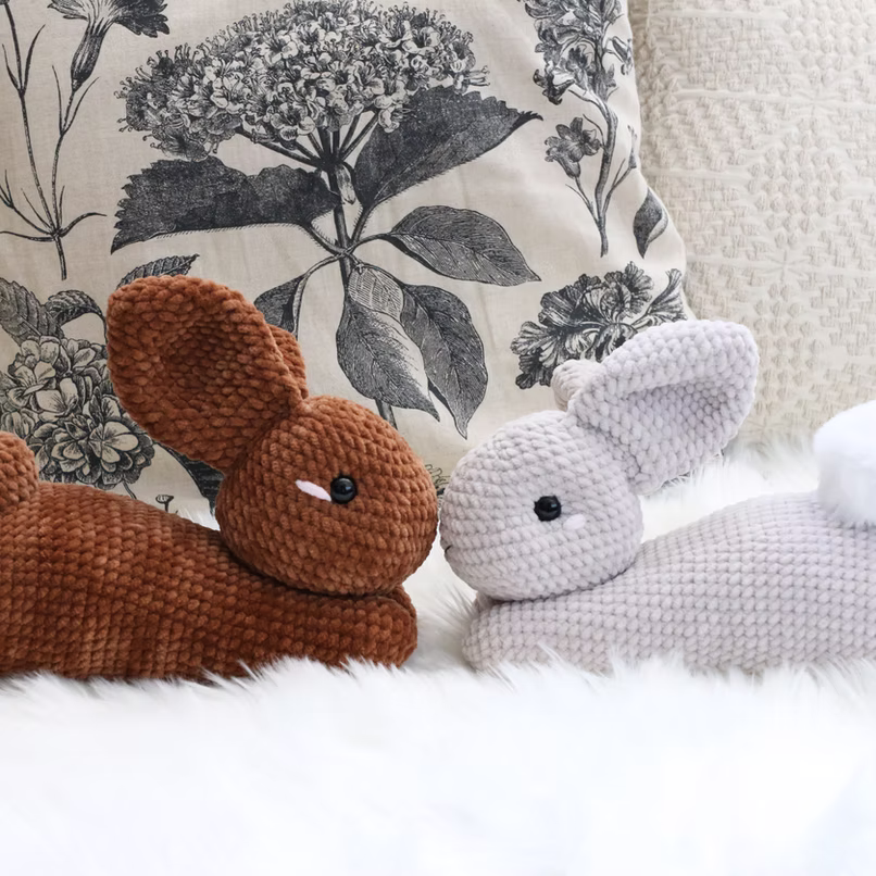 crochet two bunnys